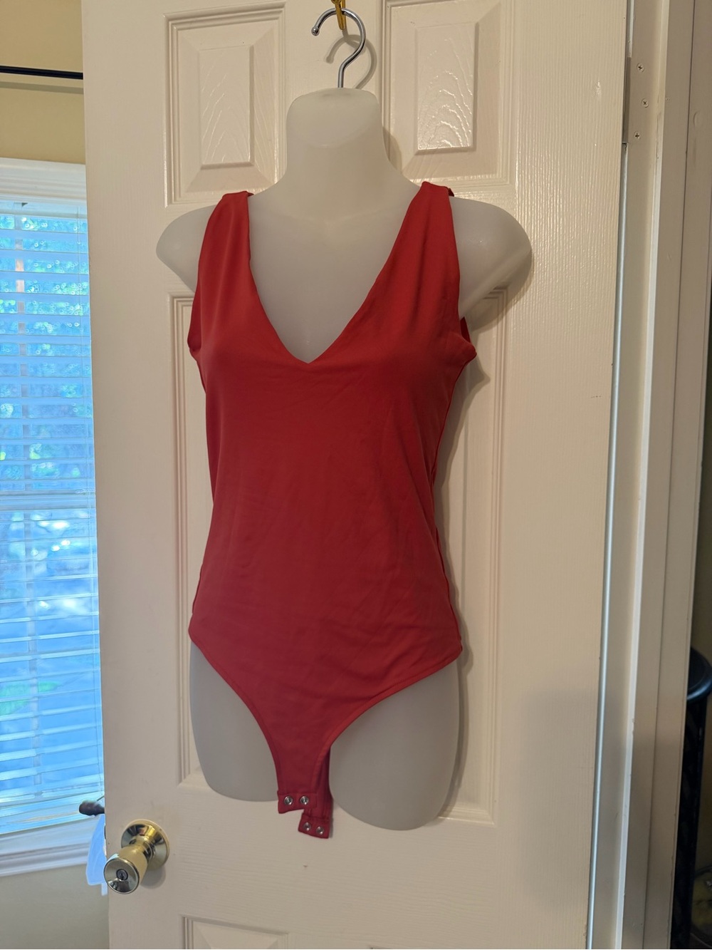 ReoRia Red V-Neck Sleeveless Bodysuit